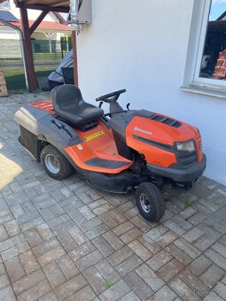 Zahradní trakturek Husgvarna CT126 - 6