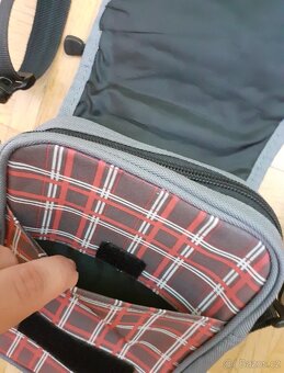 Kabelka crossbody Alpine Pro - 6