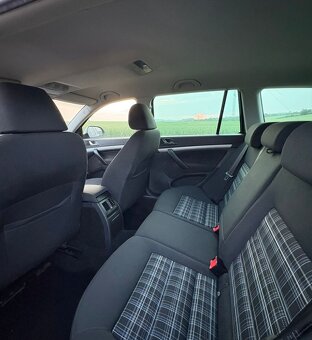 Octavia combi 2.0 TDI 81 kw - 6