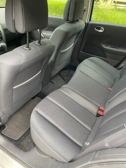 Prodám Renault Megane ll 2003 hatckback - 6
