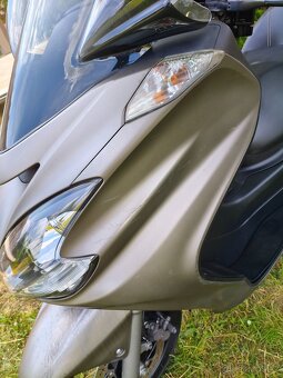 Yamaha Majesty 400i - 6
