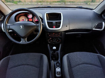 ► Peugeot 206+ 1.1 TRENDY 108tis.km Nová STK reg. 4/2011◄ - 6