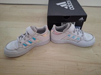 Tenisky Adidas 27 - 6
