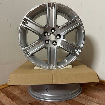 LAND ROVER / VOLVO / FORD / VOLVO 5x108 R19 ET45 - 6