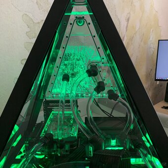 Custom Azza 804L PC - 6