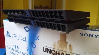 SONY PlayStation 4 + PlayStation VR + PS CAMERA + HRY - 6