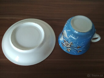 starožitné šálky s podšálky - 6