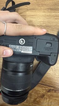 Canon Eos 2000D - 6