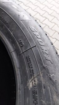 Prodám 2 x letní pneu Bridgestone 235/55/19 - málo jeté. - 6