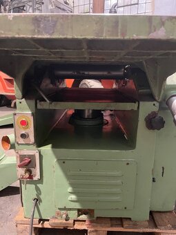 Srovnávačka s protahovačkou a dlabačkou UMARO 410mm - 6