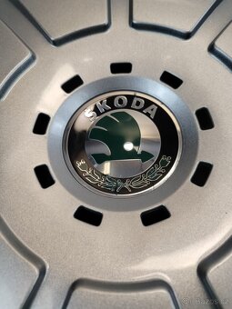 Poklice Škoda 15" 4ks - 6
