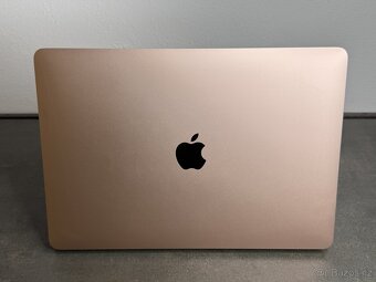 MacBook Air 13'' 2020 / M1 / 8GB / 256GB SSD / Gold - 6
