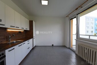 PRONÁJEM PĚKNÉHO, VELKÉHO BYTU 3+1, 76 M2, S LODŽIÍ, VE 2NP - 6