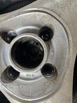 Kola ronal 4x100 8j et38 r14 - 6