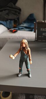 Prodam Neca figurky 1/10 Aliens - 6