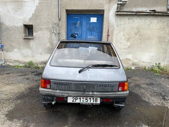 Peugeot 205 Diesel - 6