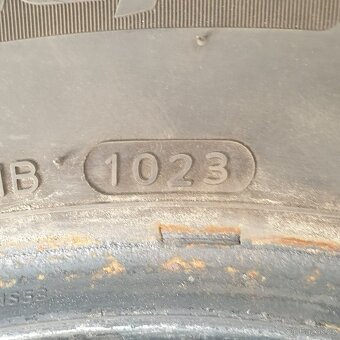 Zimní pneumatiky Hankook 195/65 R15 č. AP149 - 6