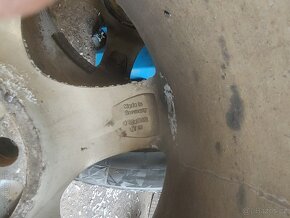 Alu kola BMW 5x120 255/55/18 - 6