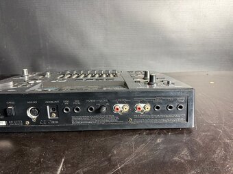 BOSS br-8 8 Digital Recording Studio - 6