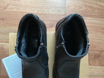 Nové pánské kožené zimní elegantní boty Baťa s kožich. - 44 - 6