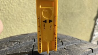 Hankook 215/55 R 17 - 6