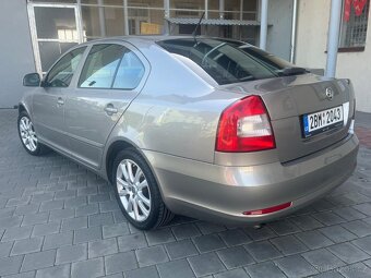 Škoda Octavia ||. 1.2 benzín, Facelift, první majitel. - 6