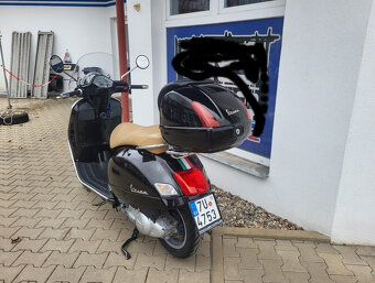 Vespa GTS 300 Super - 6
