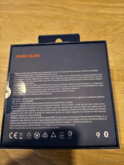 Motorola Edge 20 + Moto Buds+ + Moto Tag - 6