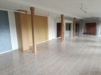 Skladové a prodejní prostory na střední Moravě - 6