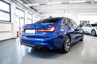 BMW 330 - 6