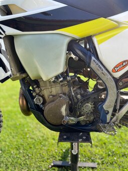 Husqvarna FE450 - 6