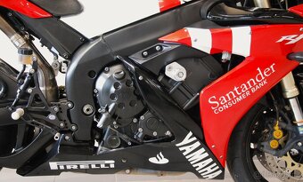 Yamaha YZF-R1 - původ ČR, hezký stav, nové pneu - 6