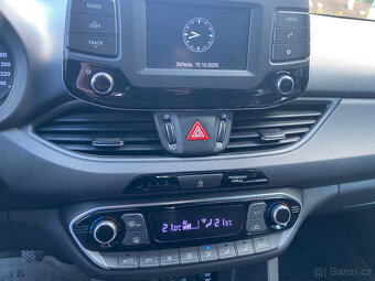 Hyundai i30 kombi 2018 1.6CRDi 81kw D4FB ČR - 6