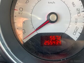 Peugeot 308 SW 1,6hdi 81kw - 6