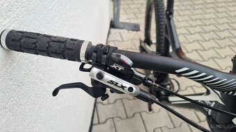 Celoodpružený Specialized Stumpjumper FSR Elite, Rám L - 6