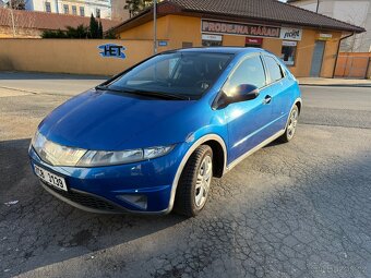 Honda Civic 5DR 1.4 benzín - 6