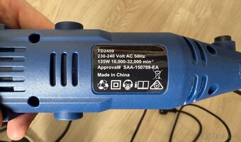Přímé bruska 135W, 32000 ot/min, 210 nástrojů - 6