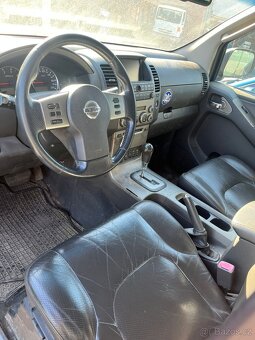 Nissan Pathfinder - 6