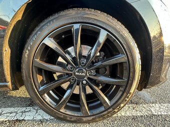 Volkswagen Touran, 1.6tdi (81kw) 1.MAJITEL - 6