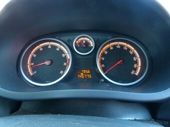 Opel Corsa D NAHRADNI DILY Z VOZU rok 2008, 1,2 59kw - 6