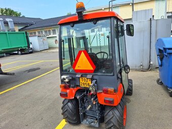 KUBOTA BX2350 4X4 - 6