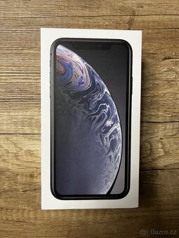 Predám apple IPhone XR čierny 64GB - 6