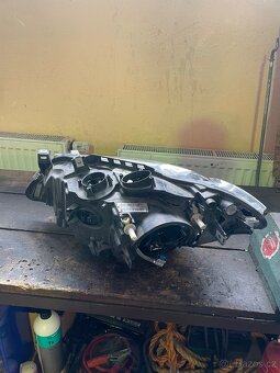 Bmw f22/23 pravý světlomet na díly - 6