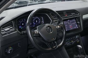 VW Tiguan 2.0TDI 110kW DSG Virtual Cockpit HUD display Tažné - 6