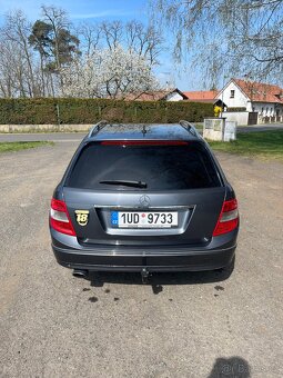 Mercedes-Benz W204 C220 - 6
