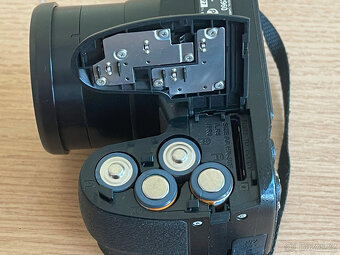 Fuji FinePix S2960, 18x zoom, 14Mp - 6