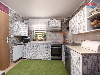 Prodej ubytovny, 20 lůžek, 135m², Jirny - 6