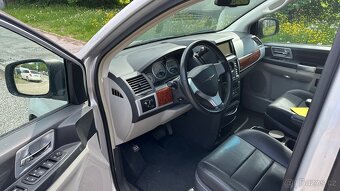 Chrysler Grand Voyager , Stow N Go , 2008 , 2.8CRD - 6