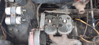 prodam na trabanta motor s prevodovkou a jine - 6