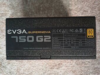 EVGA 750 G2 komplet balení - 6